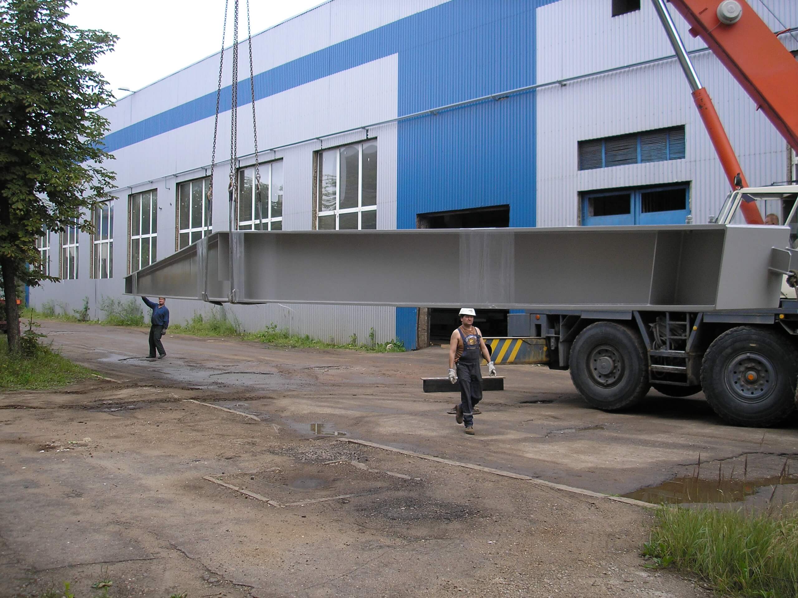 Roof beam – 24 m long