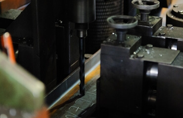 Milling, boring